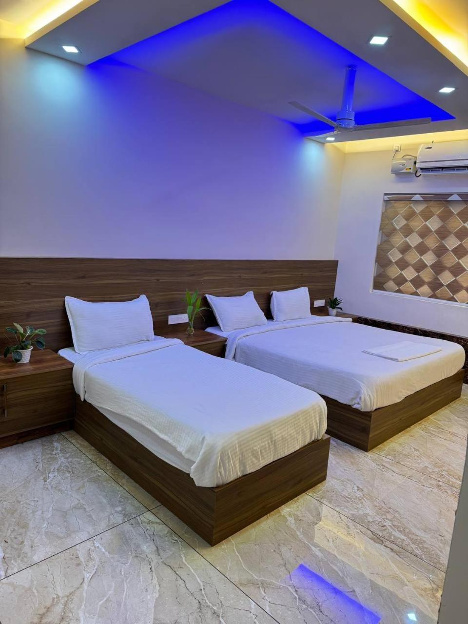 Krishnakripa Premium Residency Hotel Kochi ภายนอก รูปภาพ