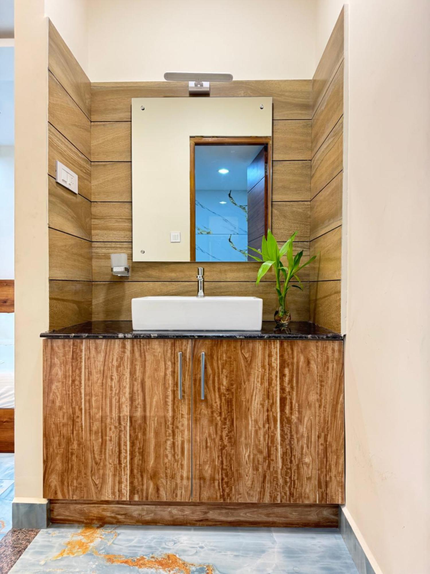 Krishnakripa Premium Residency Hotel Kochi ภายนอก รูปภาพ