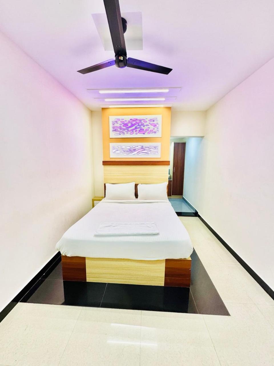 Krishnakripa Premium Residency Hotel Kochi ห้อง รูปภาพ
